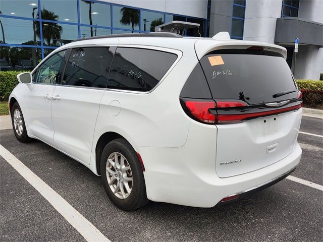 2022 Chrysler Pacifica Touring-L