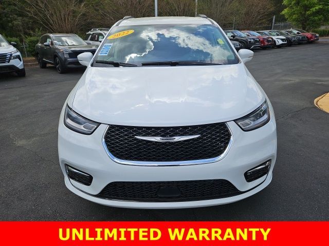 2022 Chrysler Pacifica Touring-L