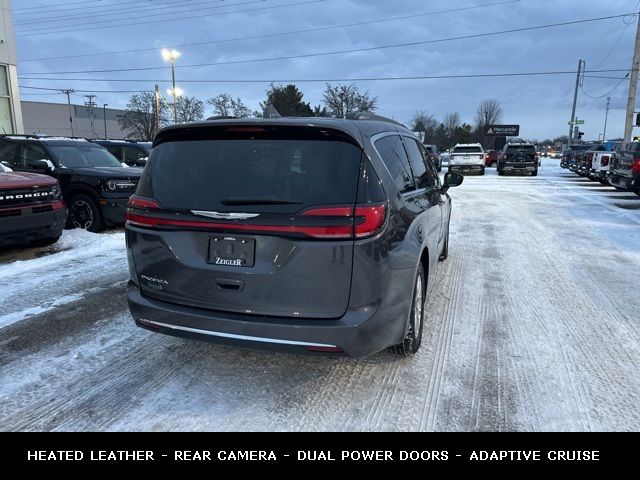 2022 Chrysler Pacifica Touring-L