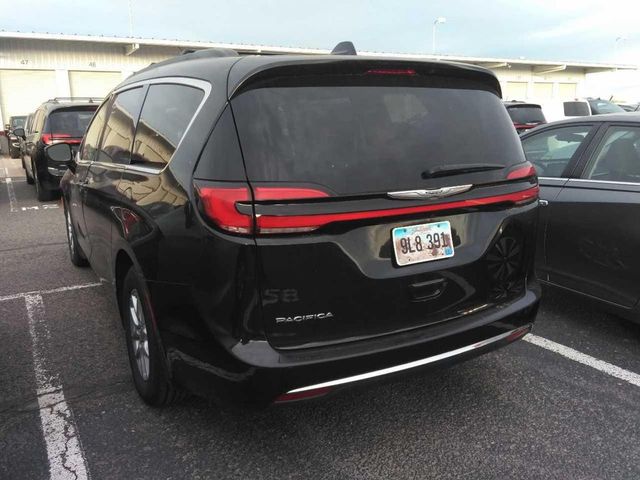 2022 Chrysler Pacifica Touring-L