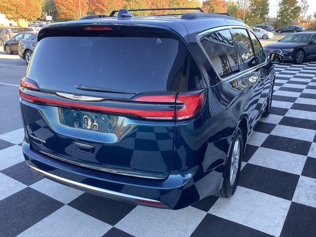 2022 Chrysler Pacifica Touring-L