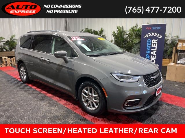 2022 Chrysler Pacifica Touring-L