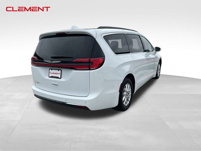 2022 Chrysler Pacifica Touring-L