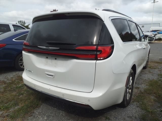 2022 Chrysler Pacifica Touring-L