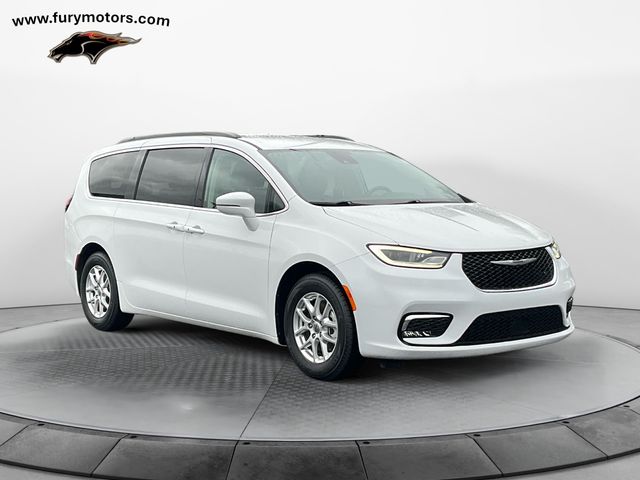 2022 Chrysler Pacifica Touring-L