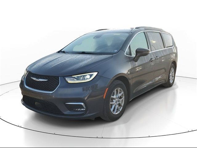 2022 Chrysler Pacifica Touring-L