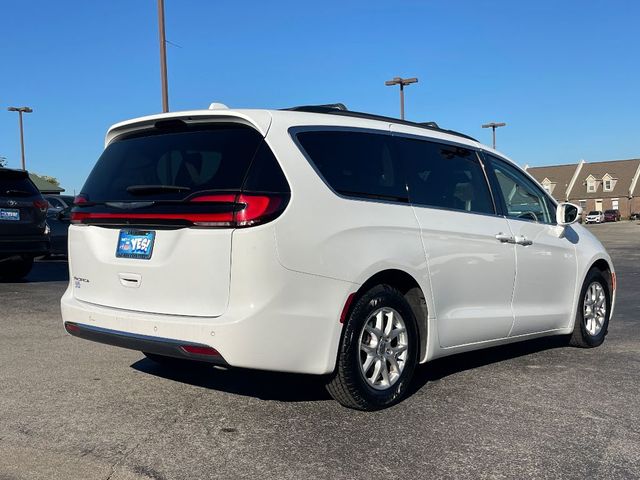 2022 Chrysler Pacifica Touring-L