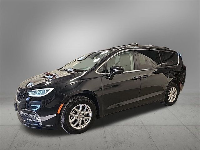 2022 Chrysler Pacifica Touring-L