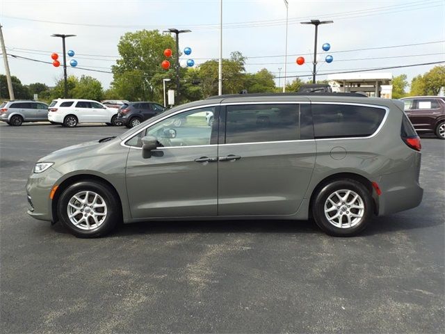 2022 Chrysler Pacifica Touring-L