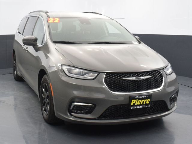 2022 Chrysler Pacifica Touring-L