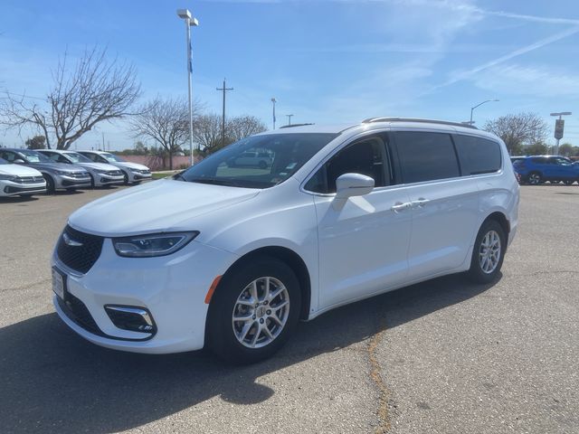 2022 Chrysler Pacifica Touring-L