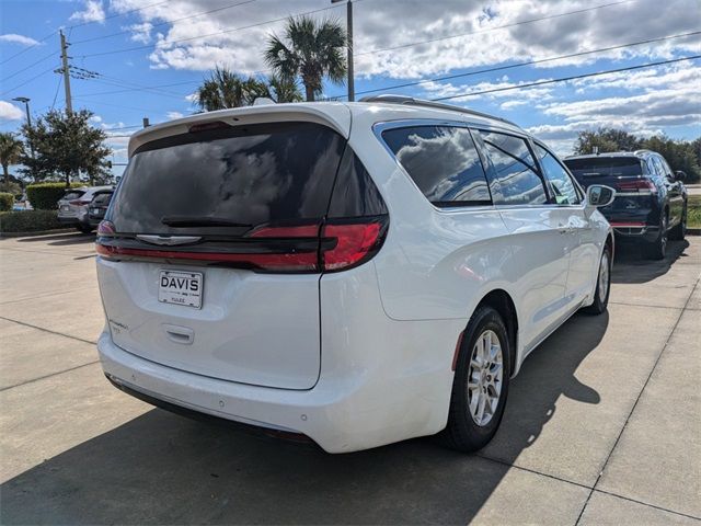 2022 Chrysler Pacifica Touring-L