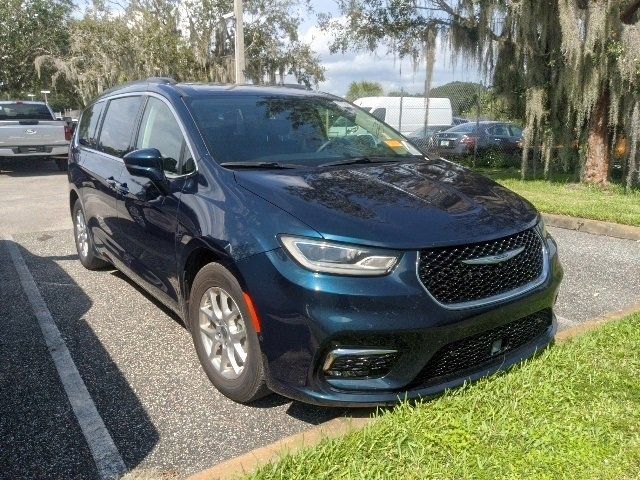 2022 Chrysler Pacifica Touring-L