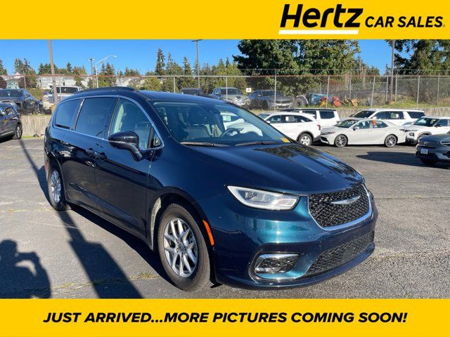 2022 Chrysler Pacifica Touring-L