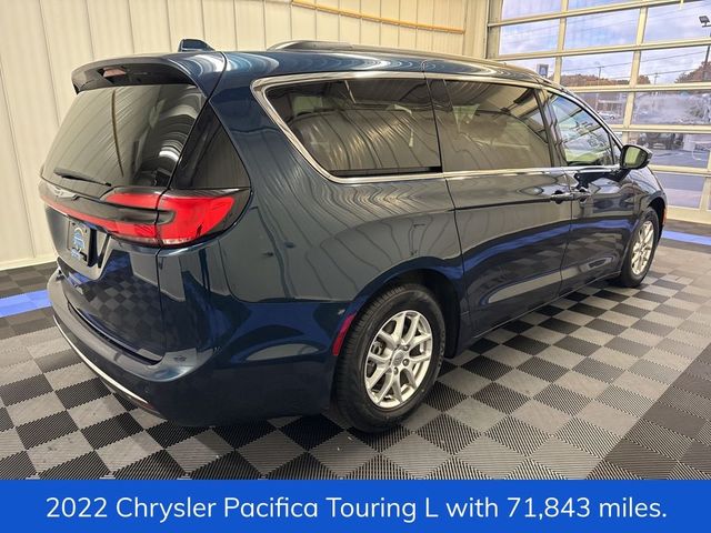 2022 Chrysler Pacifica Touring-L