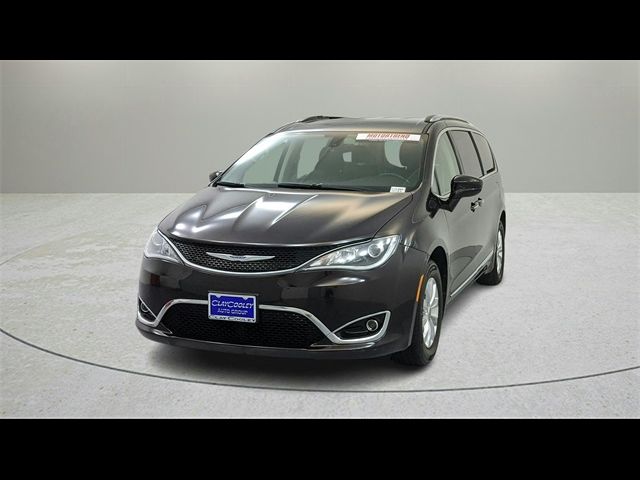 2022 Chrysler Pacifica Touring-L