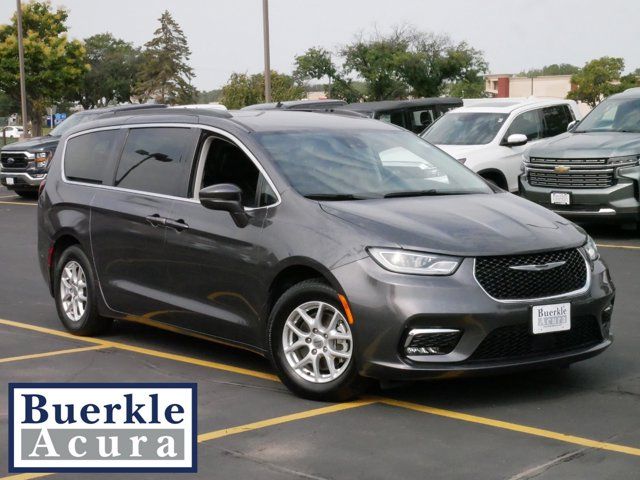 2022 Chrysler Pacifica Touring-L