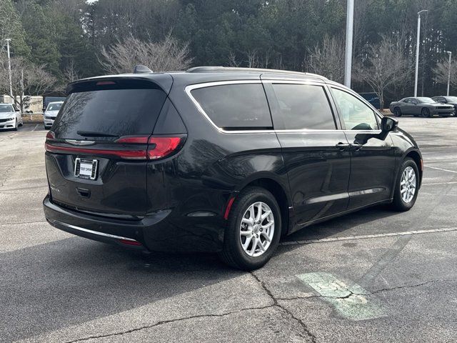 2022 Chrysler Pacifica Touring-L