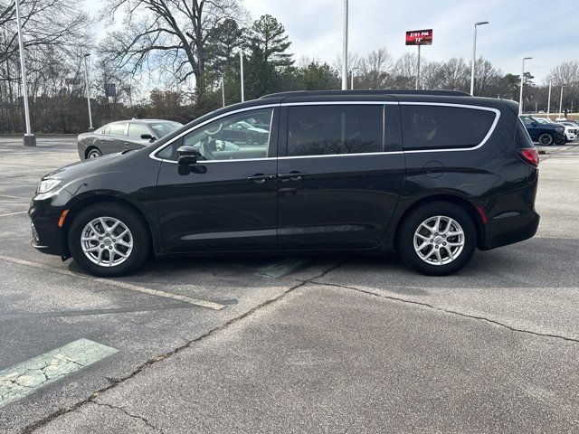 2022 Chrysler Pacifica Touring-L