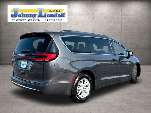 2022 Chrysler Pacifica Touring-L