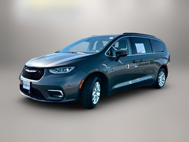 2022 Chrysler Pacifica Touring-L