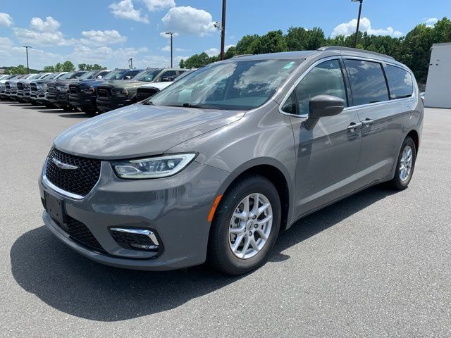 2022 Chrysler Pacifica Touring-L