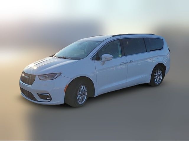 2022 Chrysler Pacifica Touring-L