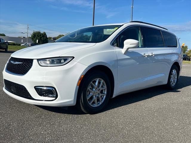 2022 Chrysler Pacifica Touring-L