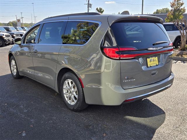 2022 Chrysler Pacifica Touring-L