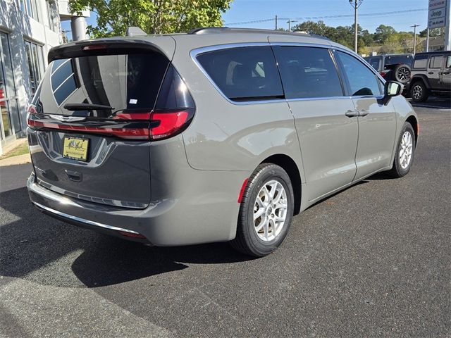 2022 Chrysler Pacifica Touring-L