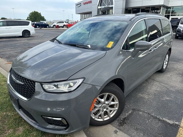 2022 Chrysler Pacifica Touring-L