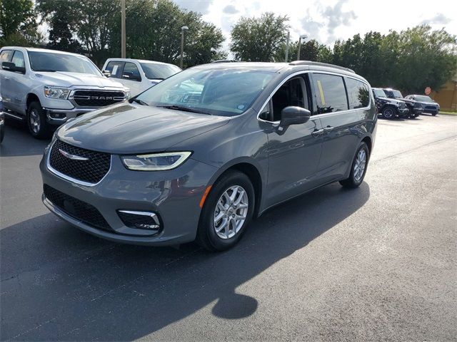 2022 Chrysler Pacifica Touring-L