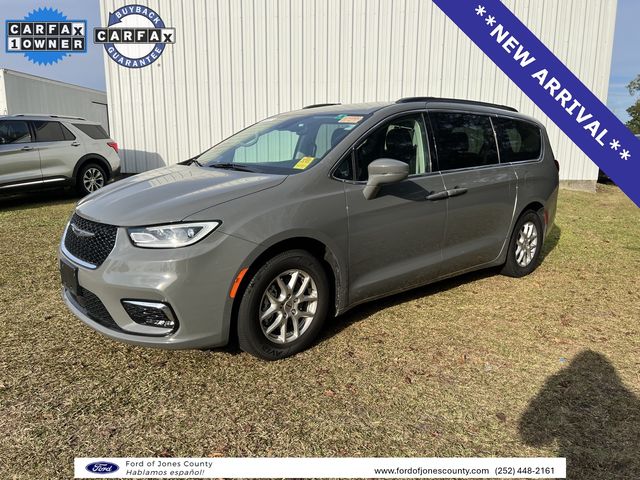 2022 Chrysler Pacifica Touring-L