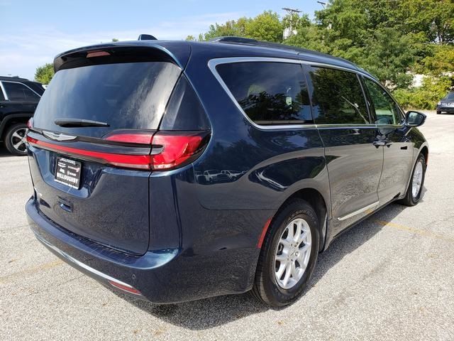 2022 Chrysler Pacifica Touring-L