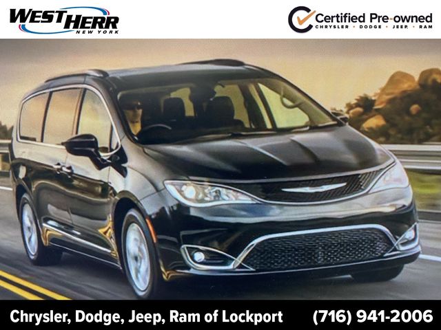 2022 Chrysler Pacifica Touring-L