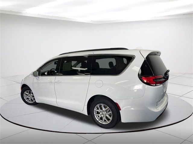 2022 Chrysler Pacifica Touring-L