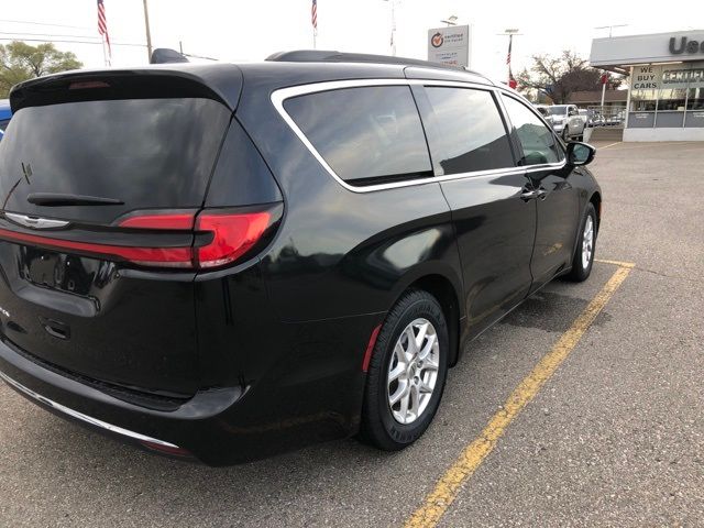 2022 Chrysler Pacifica Touring-L