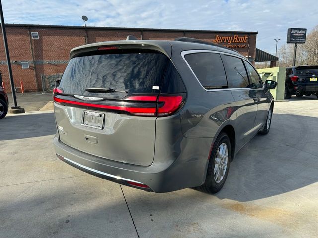 2022 Chrysler Pacifica Touring-L