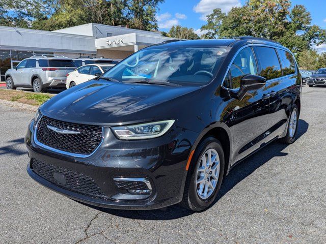 2022 Chrysler Pacifica Touring-L