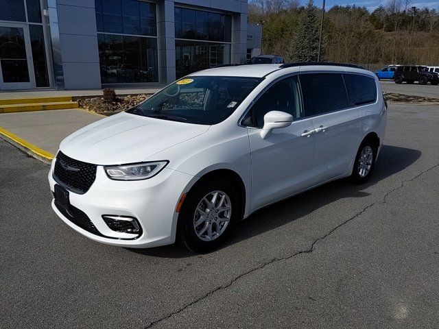 2022 Chrysler Pacifica Touring-L