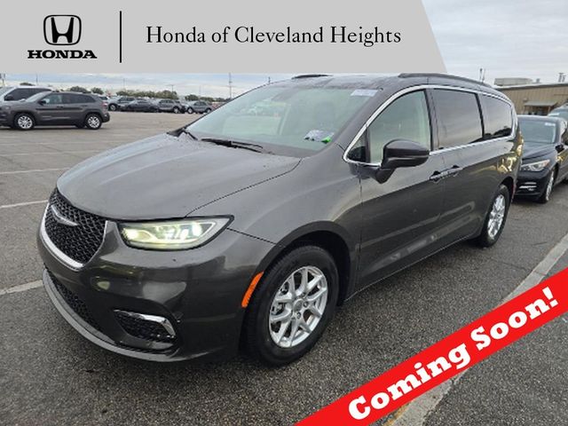 2022 Chrysler Pacifica Touring-L