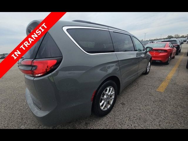 2022 Chrysler Pacifica Touring-L