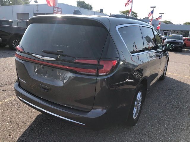 2022 Chrysler Pacifica Touring-L