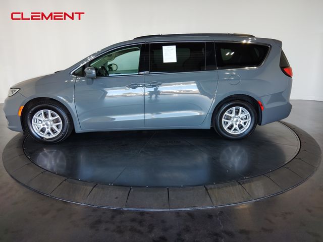 2022 Chrysler Pacifica Touring-L