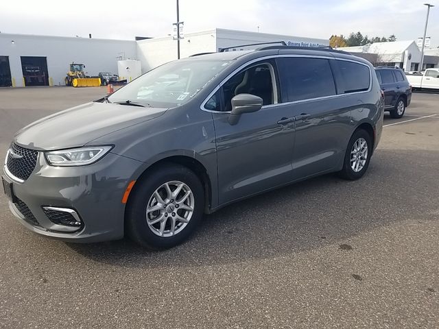 2022 Chrysler Pacifica Touring-L