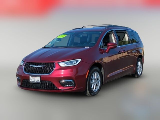 2022 Chrysler Pacifica Touring-L