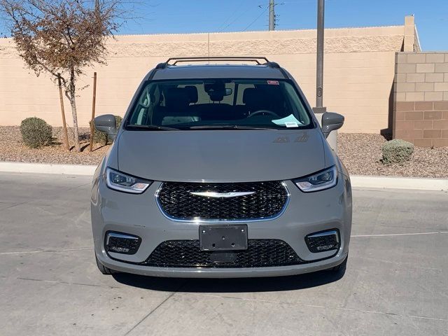 2022 Chrysler Pacifica Touring-L