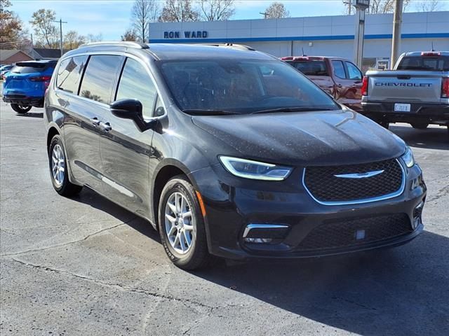 2022 Chrysler Pacifica Touring-L