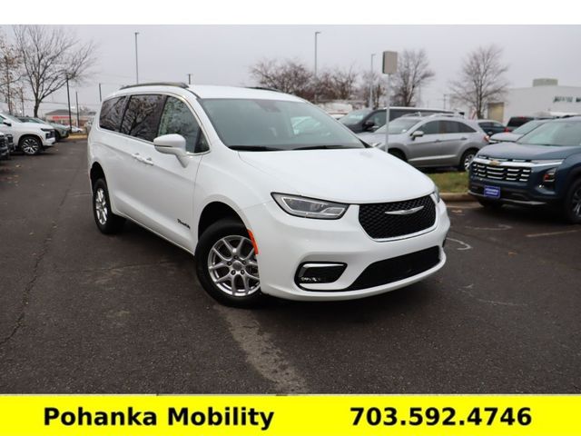 2022 Chrysler Pacifica Touring-L