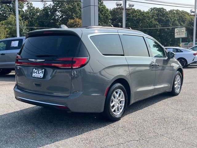 2022 Chrysler Pacifica Touring-L